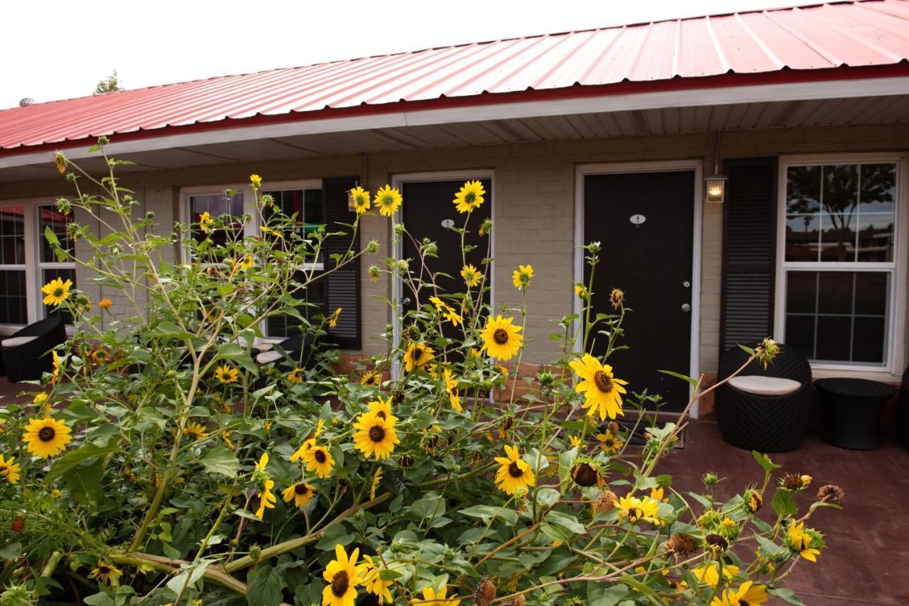 The Flagstone Boutique Inn & Suites Kanab Ngoại thất bức ảnh
